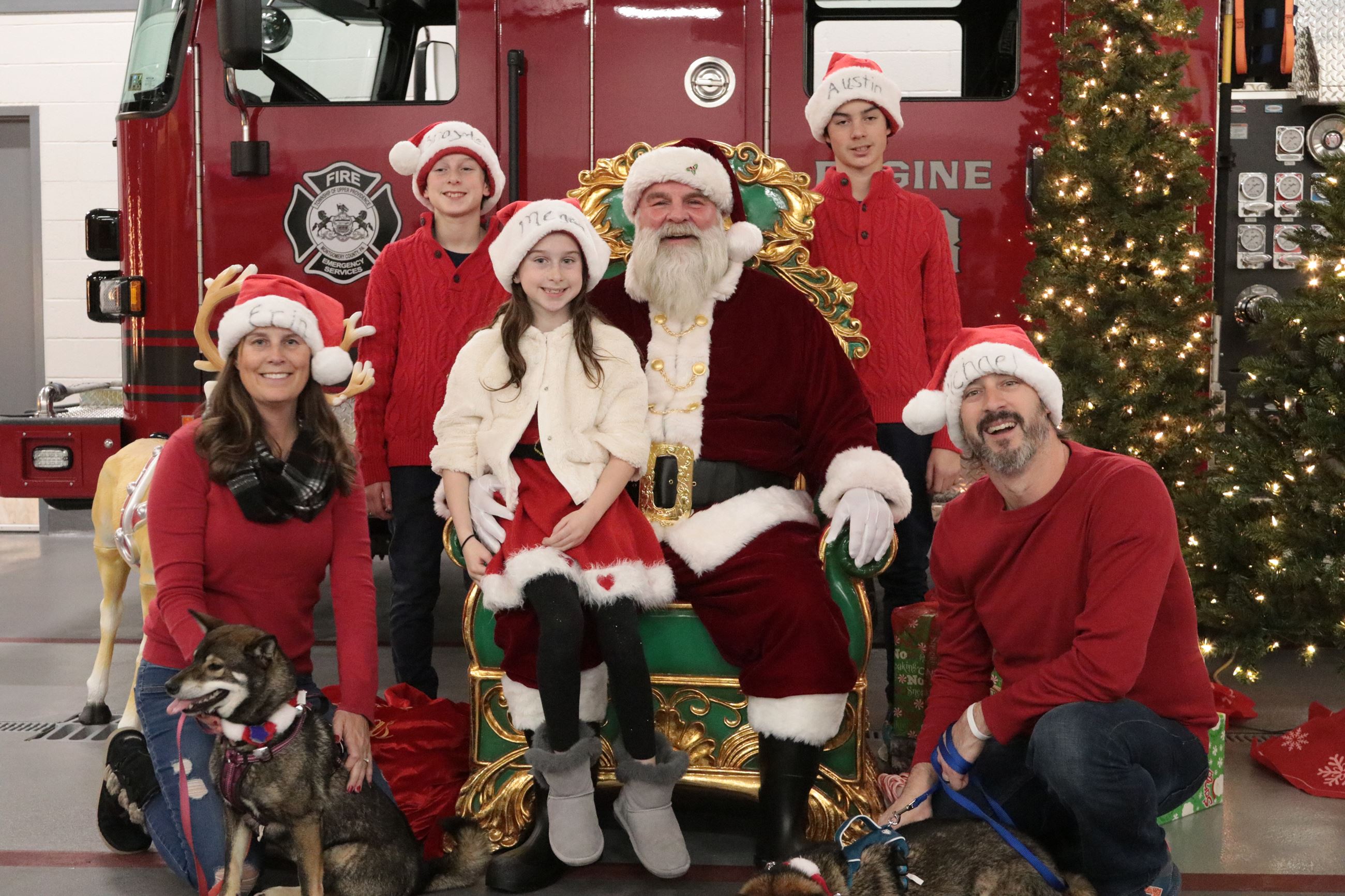 Pictures with Santa 11