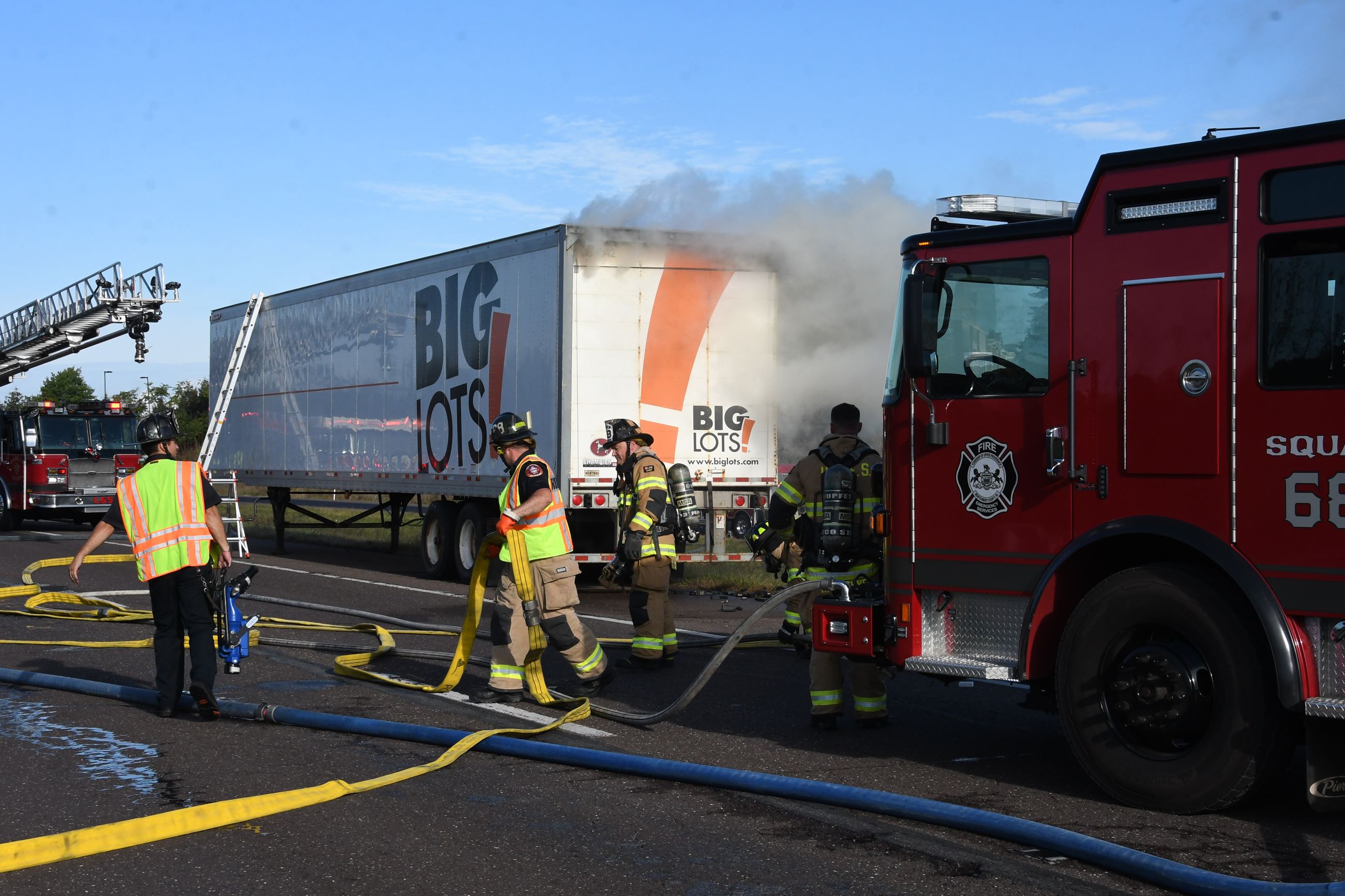 422 Tractor Trailer Fire 2